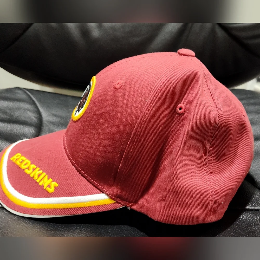 NFL Washington Redskins Adjustable Baseball Cap Hat, Vintage Logo, Velcro, OS